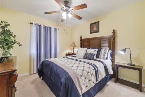 Townhouse in Cape Coral, Florida 3 bedrooms, 183.67 sq.m. № 1754468 - photo 30