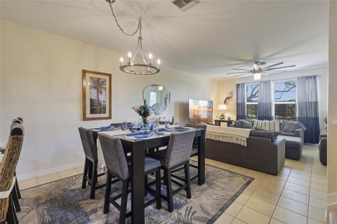 Townhouse in Cape Coral, Florida 3 bedrooms, 183.67 sq.m. № 1754468 - photo 10