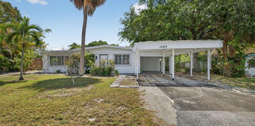 Casa en Stuart, Florida 3 dormitorios, 170.57 m2 № 2087384