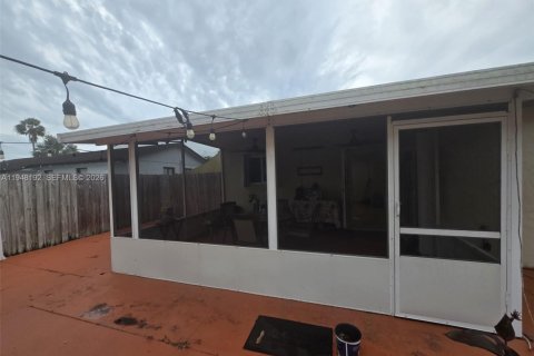 Villa ou maison à vendre à Homestead, Floride: 3 chambres, 114.92 m2 № 2004195 - photo 15