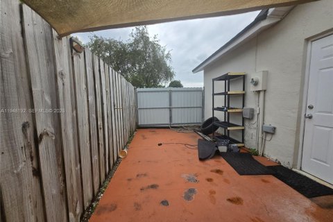 Villa ou maison à vendre à Homestead, Floride: 3 chambres, 114.92 m2 № 2004195 - photo 22