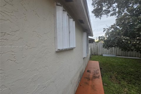 Villa ou maison à vendre à Homestead, Floride: 3 chambres, 114.92 m2 № 2004195 - photo 17