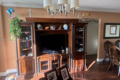 Copropriété à louer à Miami, Floride: 2 chambres, 95.41 m2 № 1925405 - photo 11