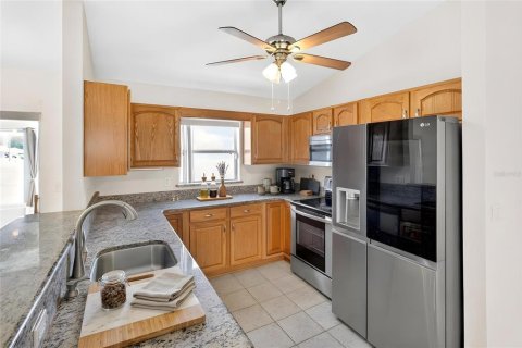 House in Ocala, Florida 3 bedrooms, 111.3 sq.m. № 2123536 - photo 6