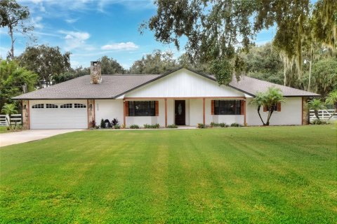 Casa en Lakeland, Florida 3 dormitorios, 204.85 m2 № 2388346