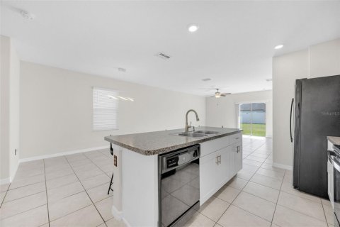 House in Ruskin, Florida 5 bedrooms, 224.36 sq.m. № 1792182 - photo 10