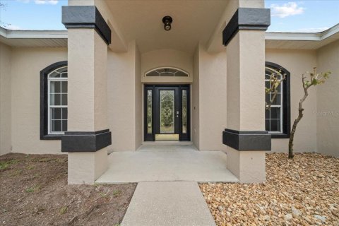House in Ocala, Florida 3 bedrooms, 229.75 sq.m. № 1879081 - photo 2