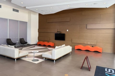 Copropriété à louer à Miami, Floride: 1 chambre, 64.38 m2 № 2185477 - photo 17