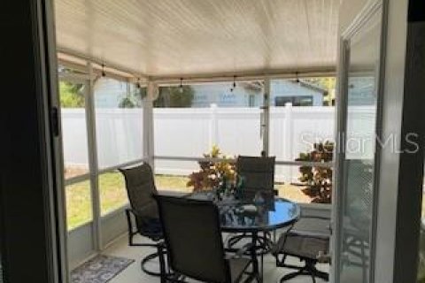 House in Tampa, Florida 3 bedrooms, 121.52 sq.m. № 1840683 - photo 25