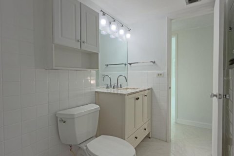 Купить кондоминиум в Сателлит-Бич, Флорида 4 комнаты, 97.27м2, № 2211373 - фото 29