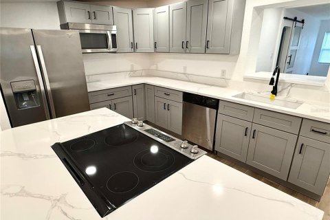 Propiedad comercial en alquiler en Casselberry, Florida, 152.73 m2 № 1901704 - foto 11