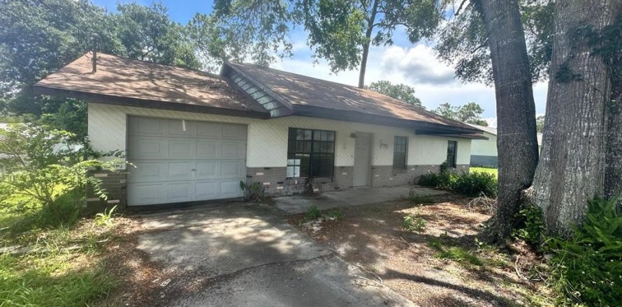 Villa ou maison à Belleview, Floride 3 chambres, 97.73 m2 № 1837783