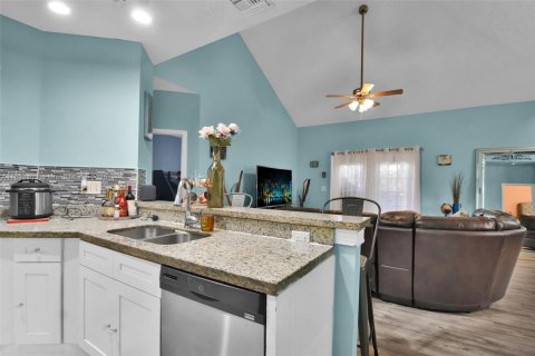 Condo in North Lauderdale, Florida, 3 bedrooms  № 1811486 - photo 24