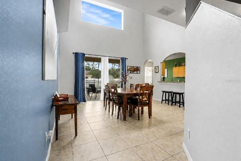 House in Kissimmee, Florida 7 bedrooms, 245.82 sq.m. № 2355661 - photo 7