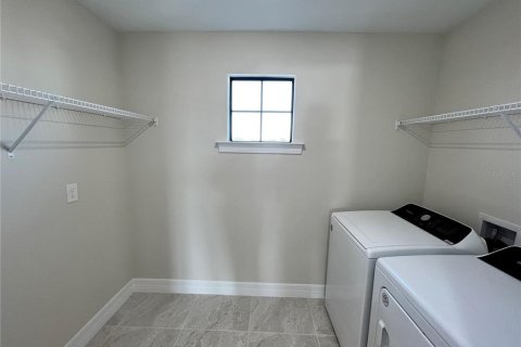 Villa ou maison à louer à North Port, Floride: 5 chambres, 339.28 m2 № 2408245 - photo 17