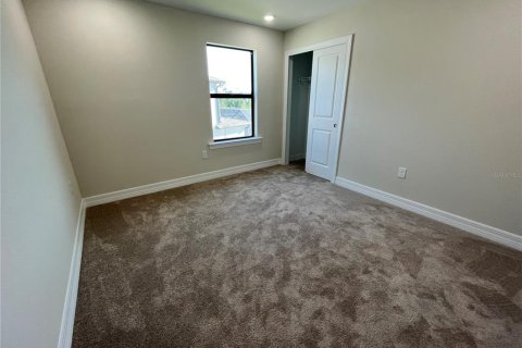 Villa ou maison à louer à North Port, Floride: 5 chambres, 339.28 m2 № 2408245 - photo 22