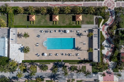 Купить кондоминиум в Майами-Бич, Флорида 2 спальни, 121.24м2, № 1983413 - фото 26