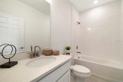 House in Groveland, Florida 3 bedrooms, 168.43 sq.m. № 1806857 - photo 12