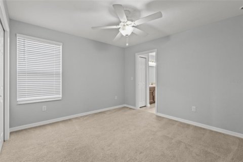 Townhouse in Sarasota, Florida 3 bedrooms, 159.14 sq.m. № 2393600 - photo 24
