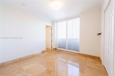 Condominio en alquiler en Coral Gables, Florida, 3 dormitorios, 195.09 m2 № 2054289 - foto 8