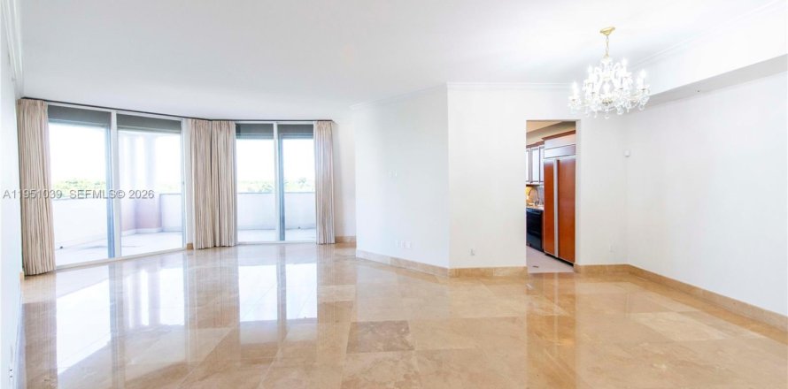 Condominio en Coral Gables, Florida, 3 dormitorios  № 2054289