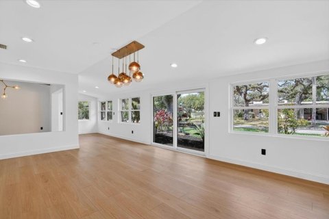 Villa ou maison à vendre à Tampa, Floride: 3 chambres, 298.59 m2 № 2124233 - photo 21
