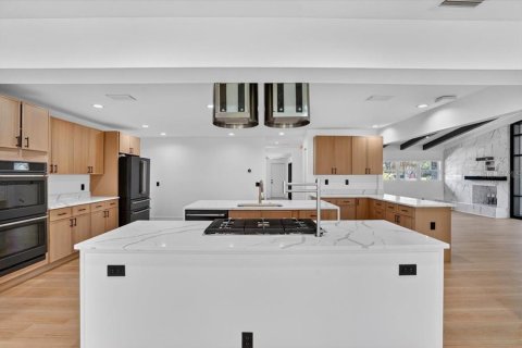 Villa ou maison à vendre à Tampa, Floride: 3 chambres, 298.59 m2 № 2124233 - photo 18