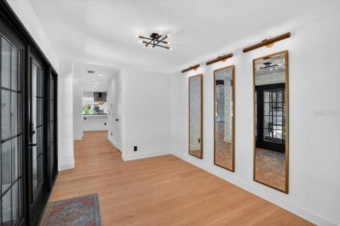 Villa ou maison à vendre à Tampa, Floride: 3 chambres, 298.59 m2 № 2124233 - photo 9