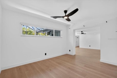 Villa ou maison à vendre à Tampa, Floride: 3 chambres, 298.59 m2 № 2124233 - photo 24