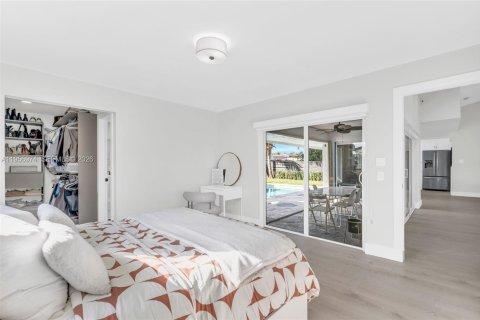 Купить виллу или дом в Пемброк-Пайнс, Флорида 3 спальни, 143.35м2, № 2026578 - фото 27