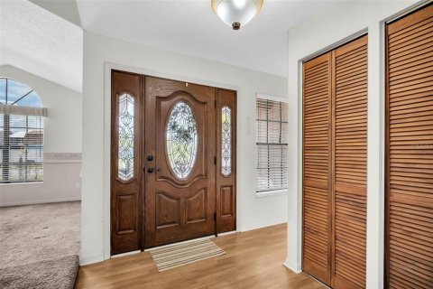 House in Tampa, Florida 3 bedrooms, 124.86 sq.m. № 2110663 - photo 4