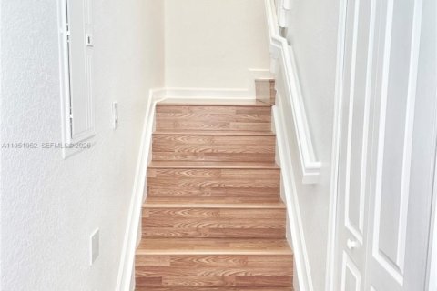 Copropriété à louer à Miramar, Floride: 2 chambres, 111.95 m2 № 2007102 - photo 6