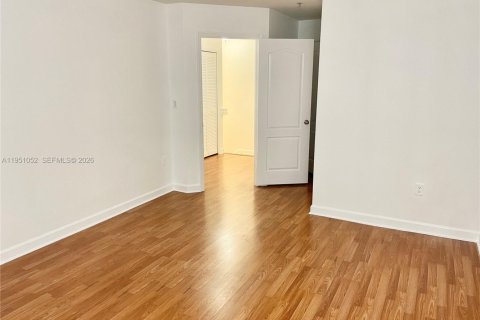 Copropriété à louer à Miramar, Floride: 2 chambres, 111.95 m2 № 2007102 - photo 18