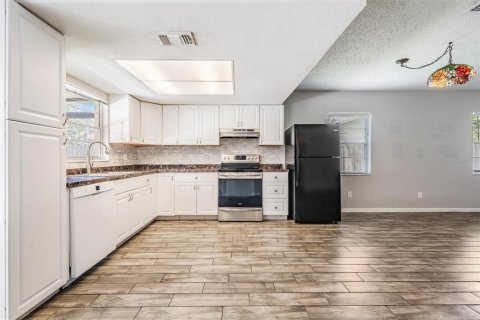 Casa en venta en Tampa, Florida, 3 dormitorios, 138.52 m2 № 1879165 - foto 28