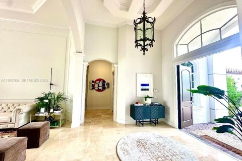 Снять в аренду виллу или дом в Уэстон, Флорида 5 спален, 392.33м2, № 1990510 - фото 7