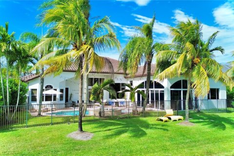 Villa ou maison à louer à Weston, Floride: 5 chambres, 392.33 m2 № 1990510 - photo 29