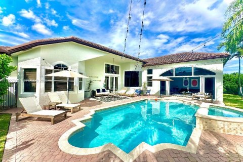 Villa ou maison à louer à Weston, Floride: 5 chambres, 392.33 m2 № 1990510 - photo 26