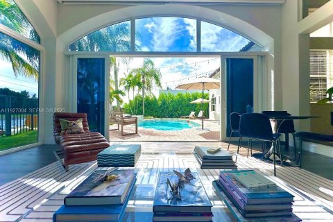 Villa ou maison à louer à Weston, Floride: 5 chambres, 392.33 m2 № 1990510 - photo 25