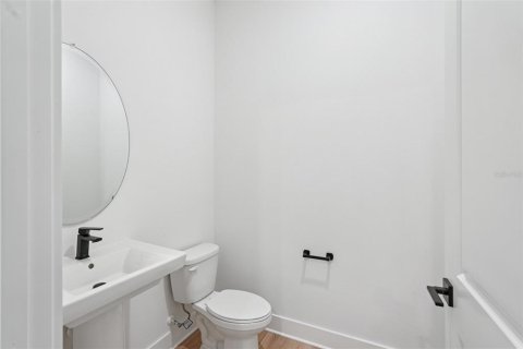 House in Spring Hill, Florida 3 bedrooms, 229.75 sq.m. № 2119840 - photo 21