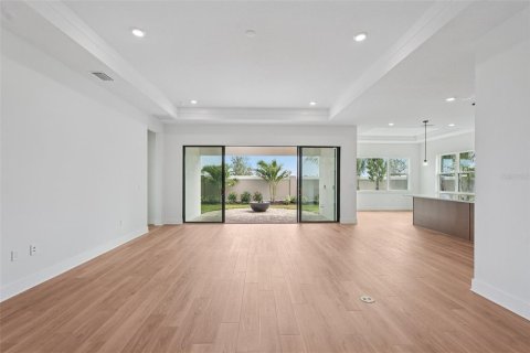 House in Spring Hill, Florida 3 bedrooms, 229.75 sq.m. № 2119840 - photo 8