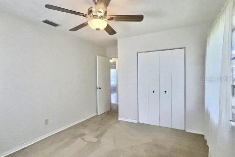 House in Saint Petersburg, Florida 2 bedrooms, 98.1 sq.m. № 1847832 - photo 17