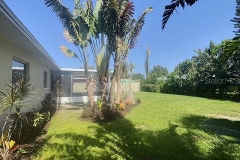 House in Saint Petersburg, Florida 2 bedrooms, 98.1 sq.m. № 1847832 - photo 25