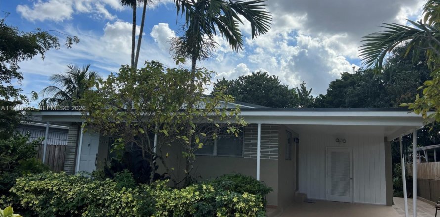 Casa en Hialeah, Florida 4 dormitorios, 110.18 m2 № 2002564