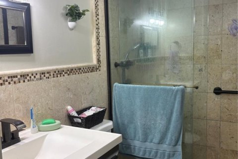 Купить кондоминиум в Хайалиа, Флорида 2 спальни, 79.15м2, № 1941528 - фото 12