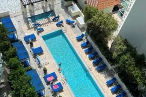 Condo in Sunny Isles Beach, Florida, 3 bedrooms  № 1161912 - photo 1