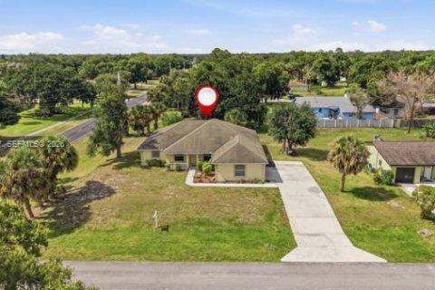 Villa ou maison à vendre à St. Lucie, Floride: 3 chambres, 190.91 m2 № 2084810 - photo 26