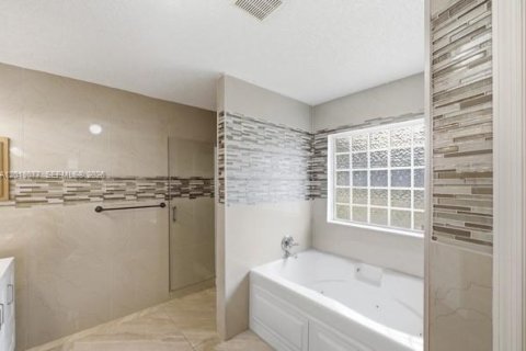 Villa ou maison à vendre à St. Lucie, Floride: 3 chambres, 190.91 m2 № 2084810 - photo 13