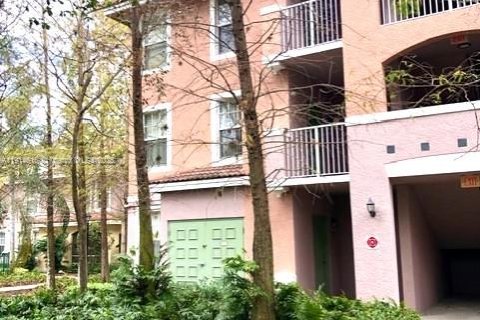 Снять в аренду кондоминиум в Корал-Спрингс, Флорида 1 спальня, 66.52м2, № 1970099 - фото 1