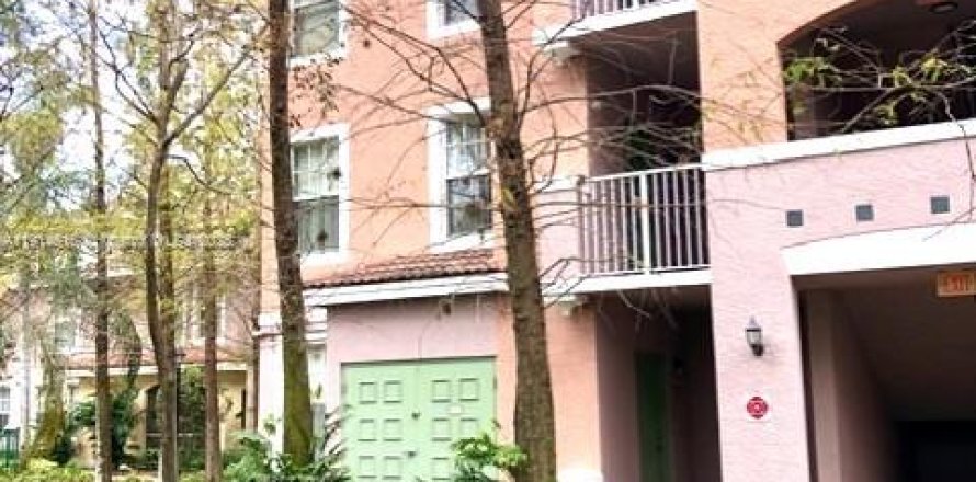 Кондоминиум с 1 спальней в Корал-Спрингс, Флорида № 1970099