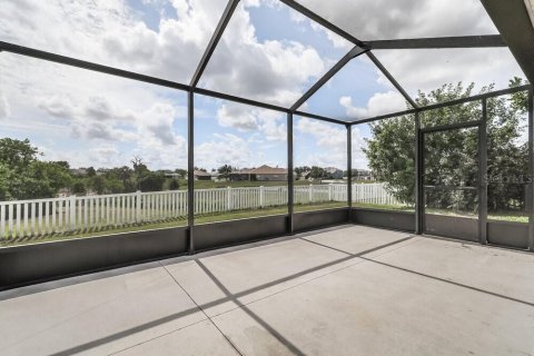 Villa ou maison à louer à Ruskin, Floride: 3 chambres, 191.19 m2 № 2100424 - photo 9